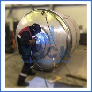 Купить баки и ёмкости из нержавеющей стали от завода УЗСК в Дербенте